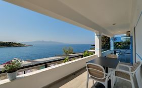 Fabeno Villa